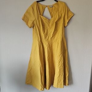 Eshakti‎ 1X / 18W Yellow Dress